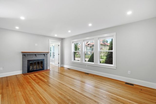 141 Oakley Road 141, Belmont, MA 02478