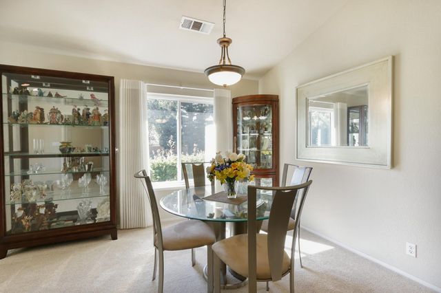 11657 New Albion Dr, Gold River, CA 95670