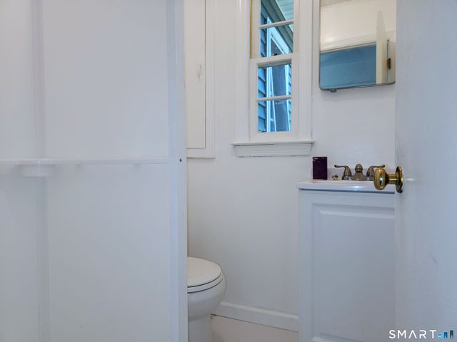 3 Fair Lane, New Fairfield, CT 06812