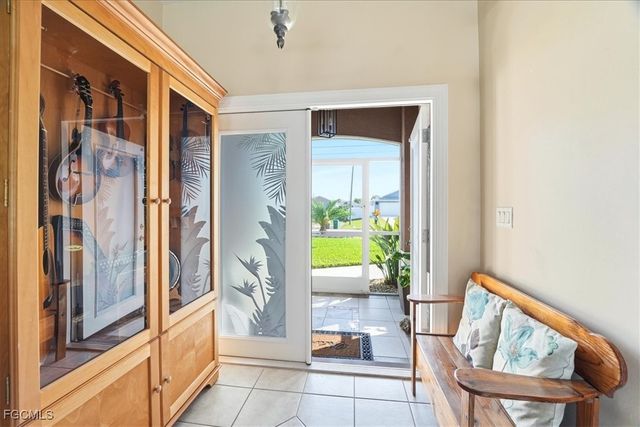 2512 NW 8th PL, Cape Coral, FL 33993