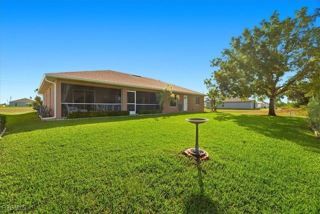 2512 NW 8th PL, Cape Coral, FL 33993