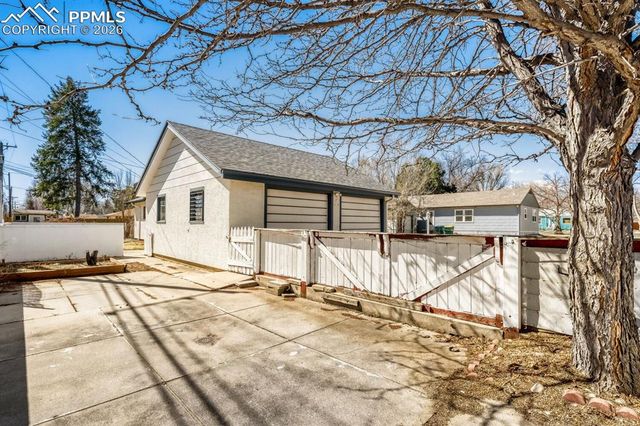 609 E Madison Street, Colorado Springs, CO 80907