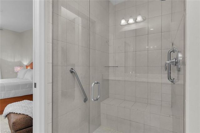 1574 Oceania DR S, Naples, FL 34113