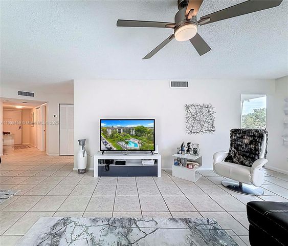 1101 River Reach Dr 209, Fort Lauderdale, FL 33315