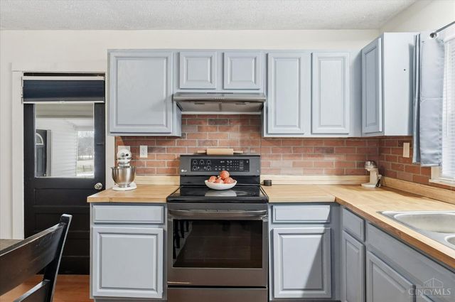 1871 Cross 34, Jackson Twp, OH 45133