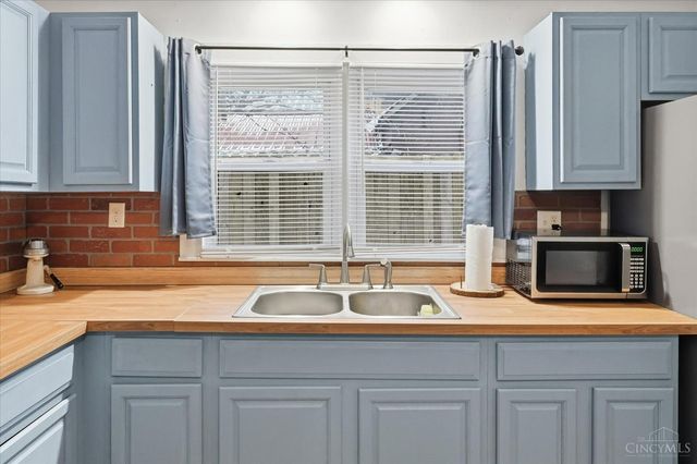 1871 Cross 34, Jackson Twp, OH 45133