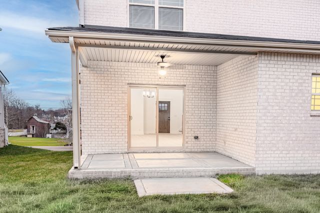 252 Bluebell Dr, Clarksville, TN 37043