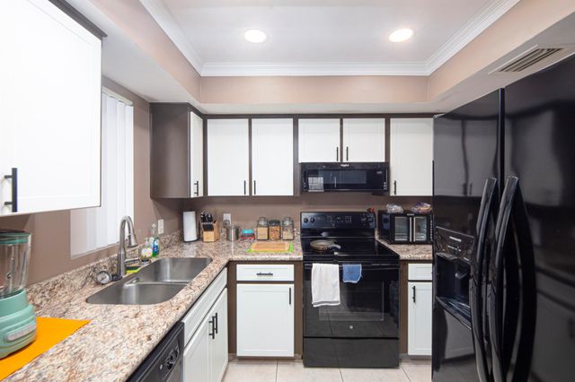 1673 SE Green Acres Circle 201, Port St Lucie, FL 34952