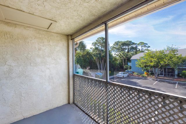 1673 SE Green Acres Circle 201, Port St Lucie, FL 34952