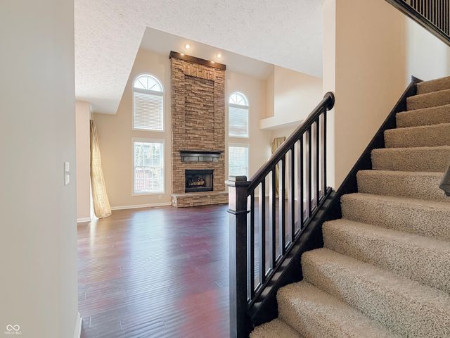 2535 Murphy Circle N, Carmel, IN 46074