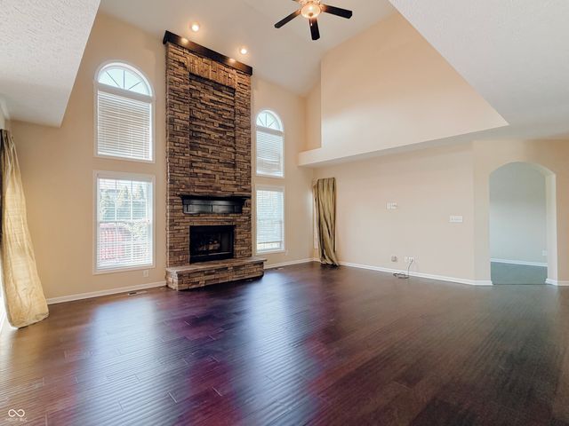 2535 Murphy Circle N, Carmel, IN 46074
