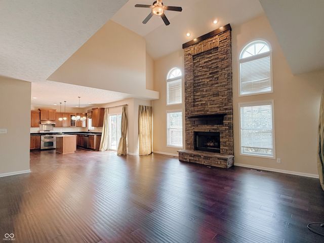 2535 Murphy Circle N, Carmel, IN 46074