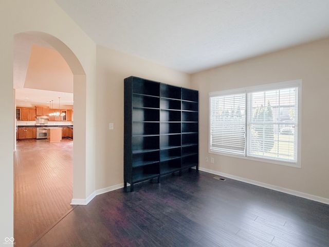 2535 Murphy Circle N, Carmel, IN 46074