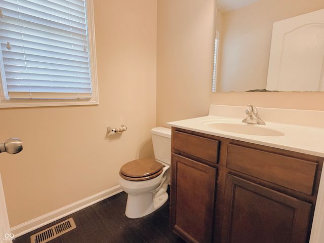 2535 Murphy Circle N, Carmel, IN 46074