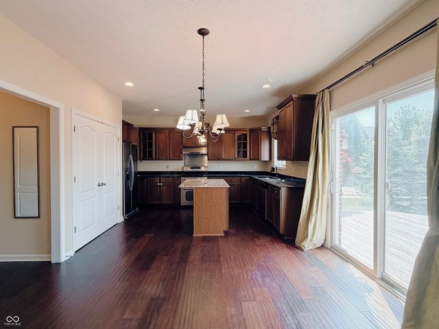 2535 Murphy Circle N, Carmel, IN 46074