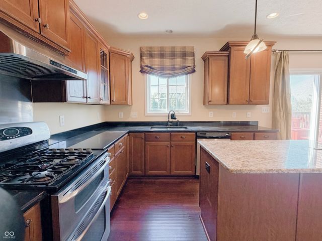 2535 Murphy Circle N, Carmel, IN 46074