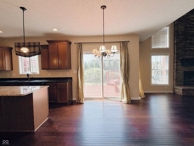 2535 Murphy Circle N, Carmel, IN 46074