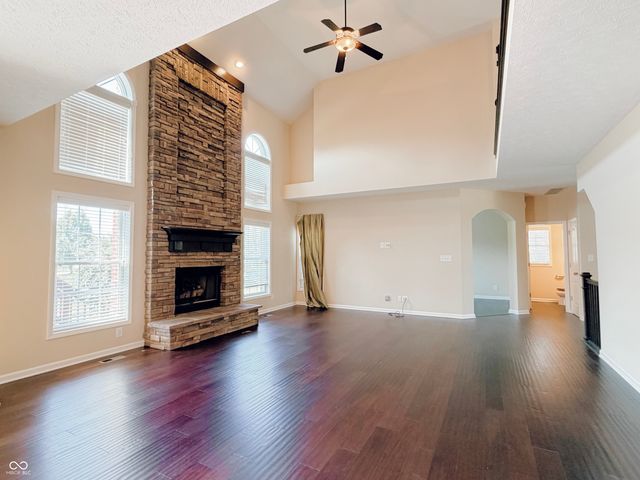 2535 Murphy Circle N, Carmel, IN 46074