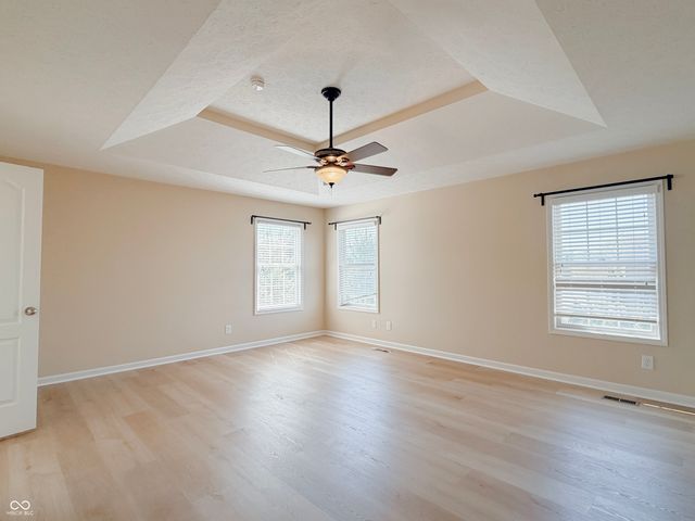 2535 Murphy Circle N, Carmel, IN 46074