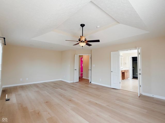 2535 Murphy Circle N, Carmel, IN 46074