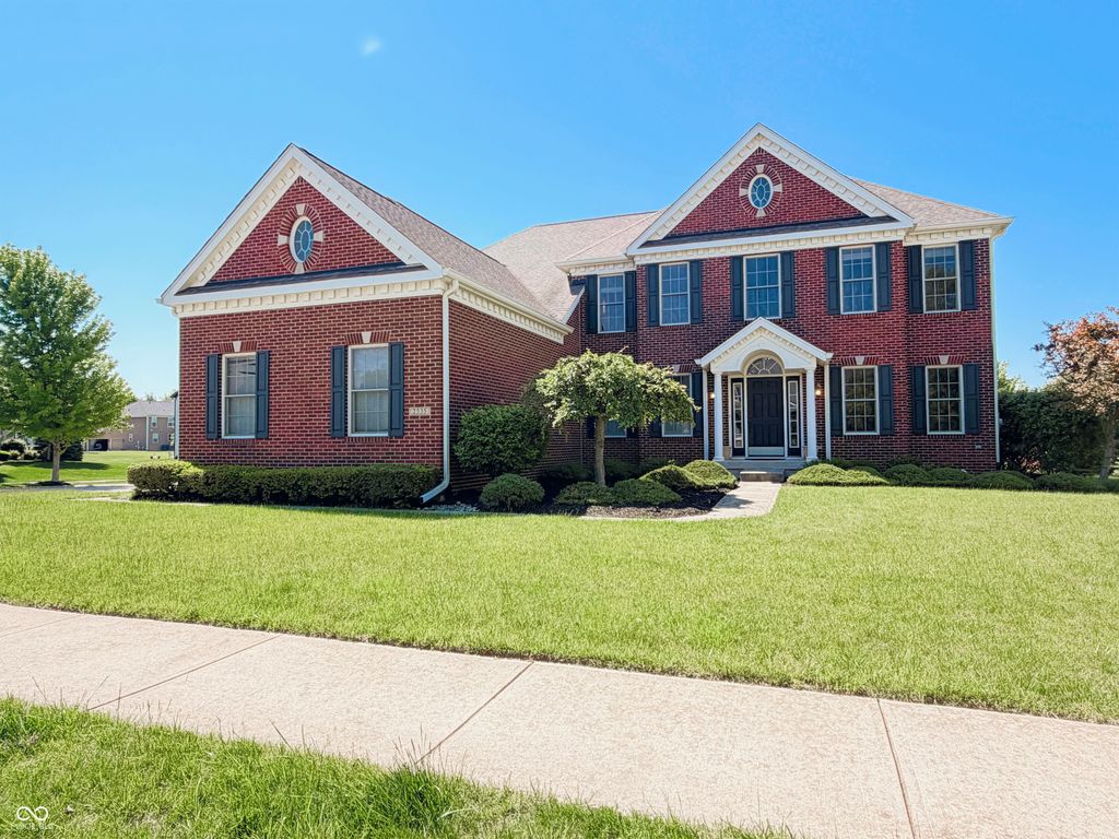 2535 Murphy Circle N, Carmel, IN 46074