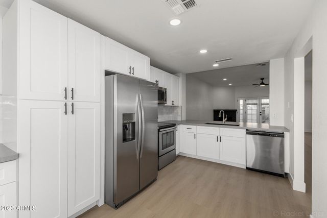 4114 E UNION HILLS Drive 1216, Phoenix, AZ 85050