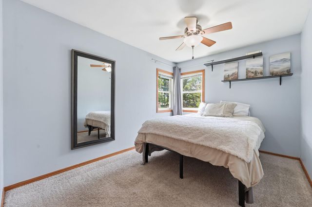 5225 Pennsylvania Avenue N, New Hope, MN 55428