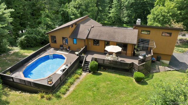 66 Maple Wood Drive, Brewster, NY 10509
