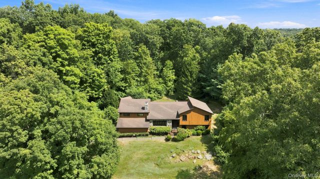 66 Maple Wood Drive, Brewster, NY 10509
