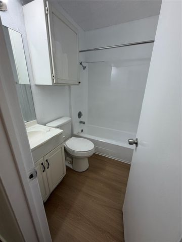 704 Osage DR A, Leander, TX 78641