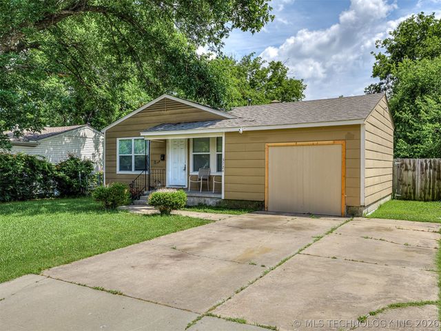 3724 W 45th Place, Tulsa, OK 74107
