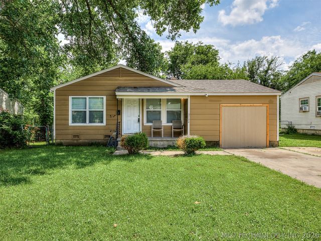 3724 W 45th Place, Tulsa, OK 74107