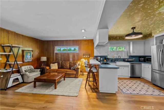 10003 Mattock, Downey, CA 90240