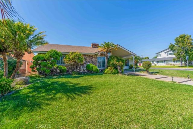 10003 Mattock, Downey, CA 90240