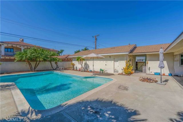 10003 Mattock, Downey, CA 90240