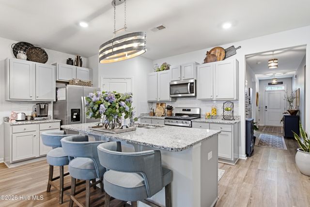 348 Windy Woods Way, Wilmington, NC 28401