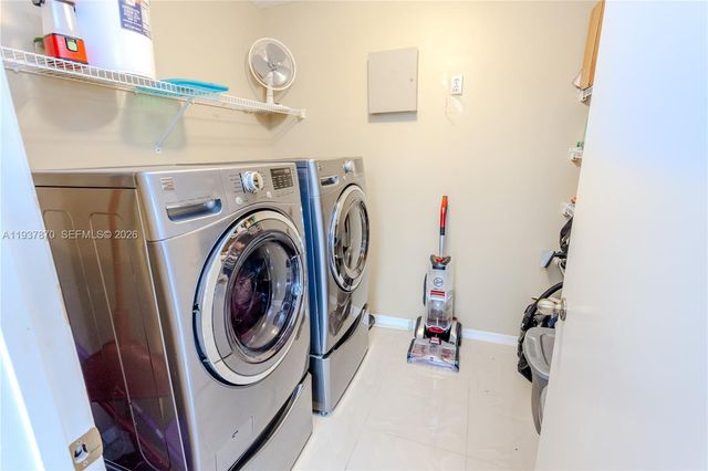 615 NW Stanford Ln, Port St. Lucie, FL 34983