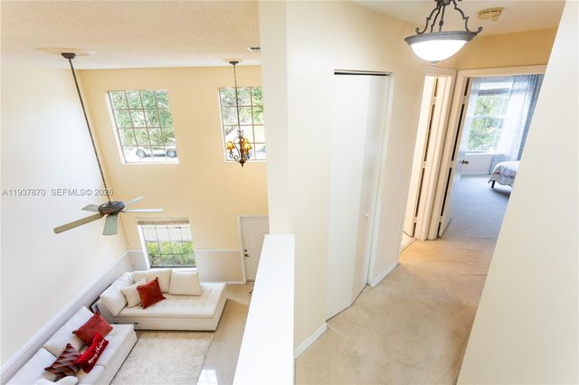 615 NW Stanford Ln, Port St. Lucie, FL 34983