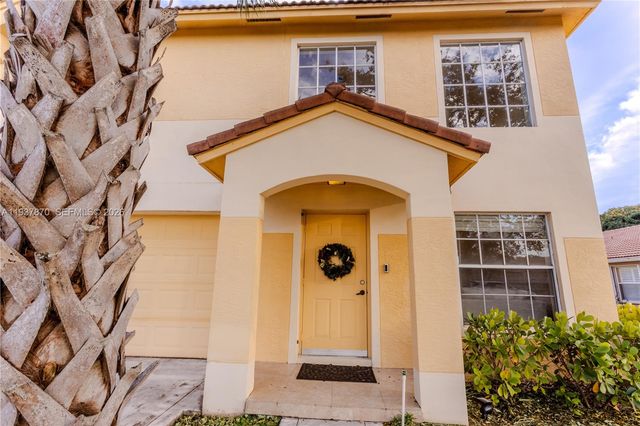 615 NW Stanford Ln, Port St. Lucie, FL 34983