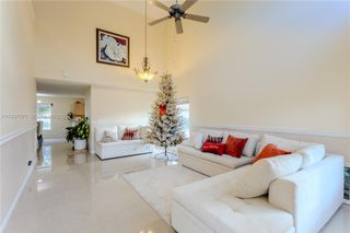 615 NW Stanford Ln, Port St. Lucie, FL 34983