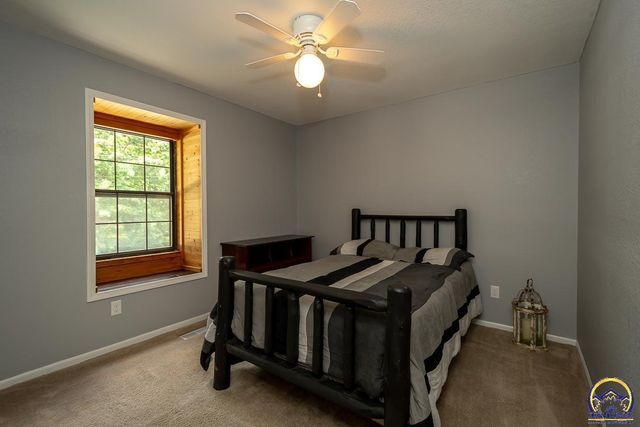 9685 W 61st St, Merriam, KS 66203