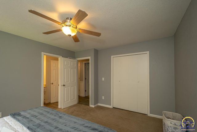 9685 W 61st St, Merriam, KS 66203