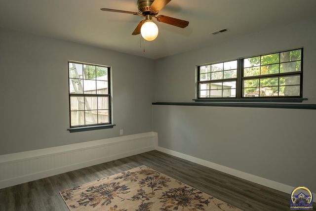 9685 W 61st St, Merriam, KS 66203