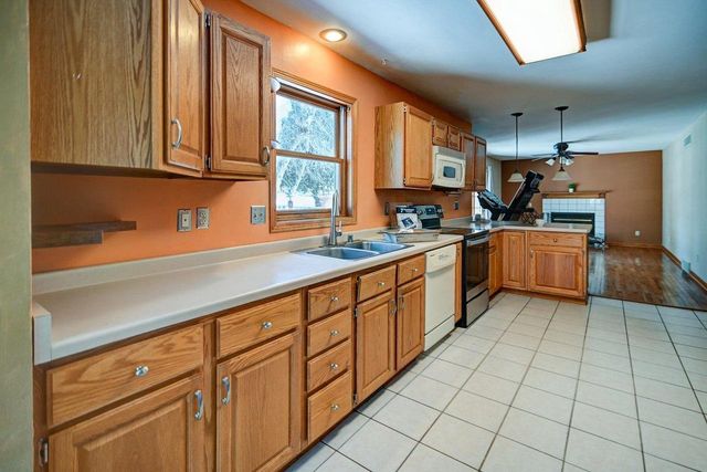 4305 Brown Lane, Madison, WI 53704