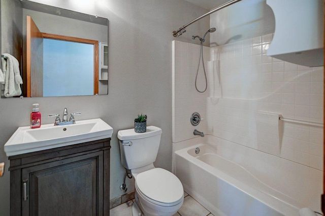 4305 Brown Lane, Madison, WI 53704