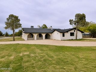 775 W BORDERLAND Road, El Paso, TX 79932