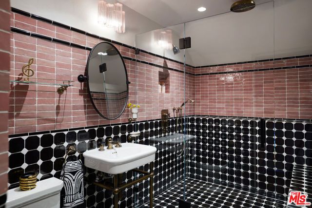 2232 Moreno Drive, Los Angeles, CA 90039