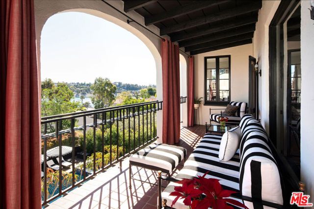 2232 Moreno Drive, Los Angeles, CA 90039