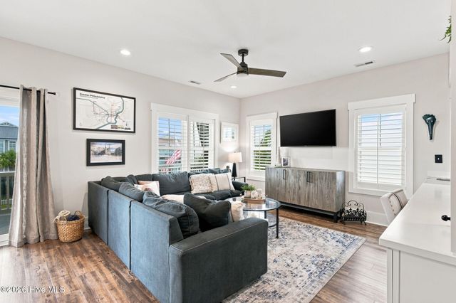 1119 Bonito Lane, Carolina Beach, NC 28428