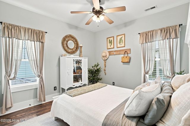1119 Bonito Lane, Carolina Beach, NC 28428